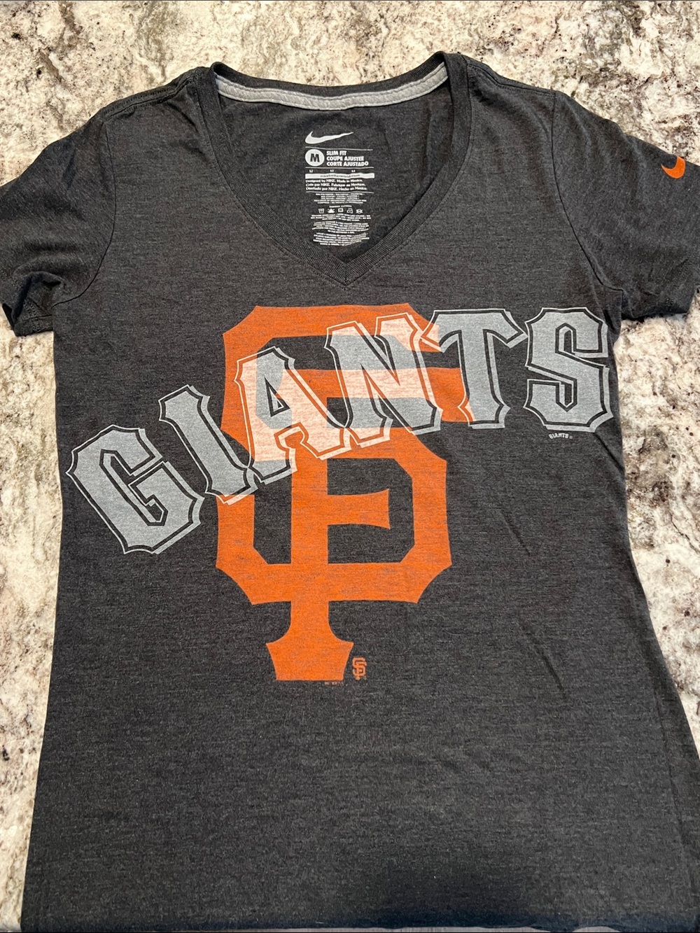 San Francisco Nike Giants Women’s Charcoal V-Neck Tee with Orange SF Logo sz M